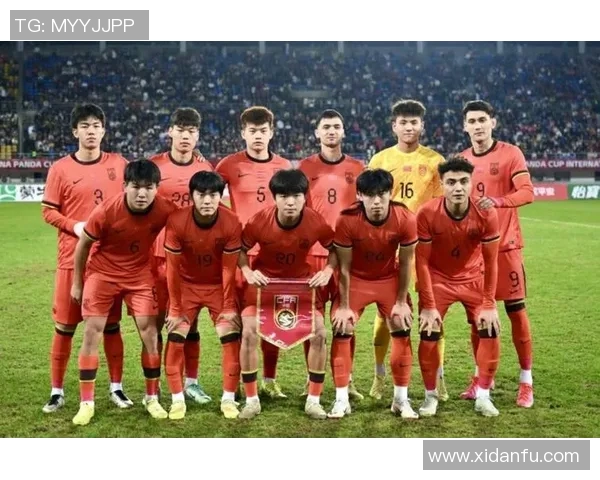 中国队迎战伊拉克队全力争胜期待精彩对决展现足球魅力与团队精神